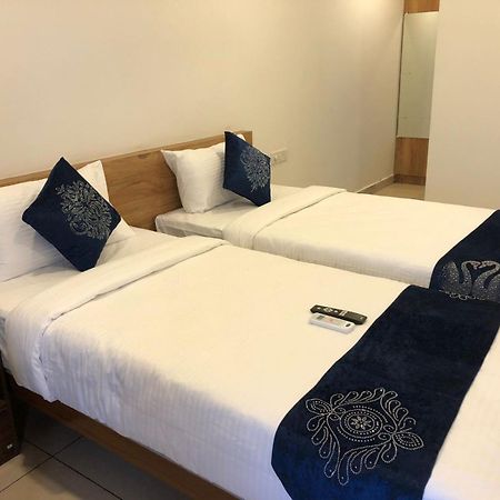 Hotel Amulya Regency 벵갈루루 외부 사진